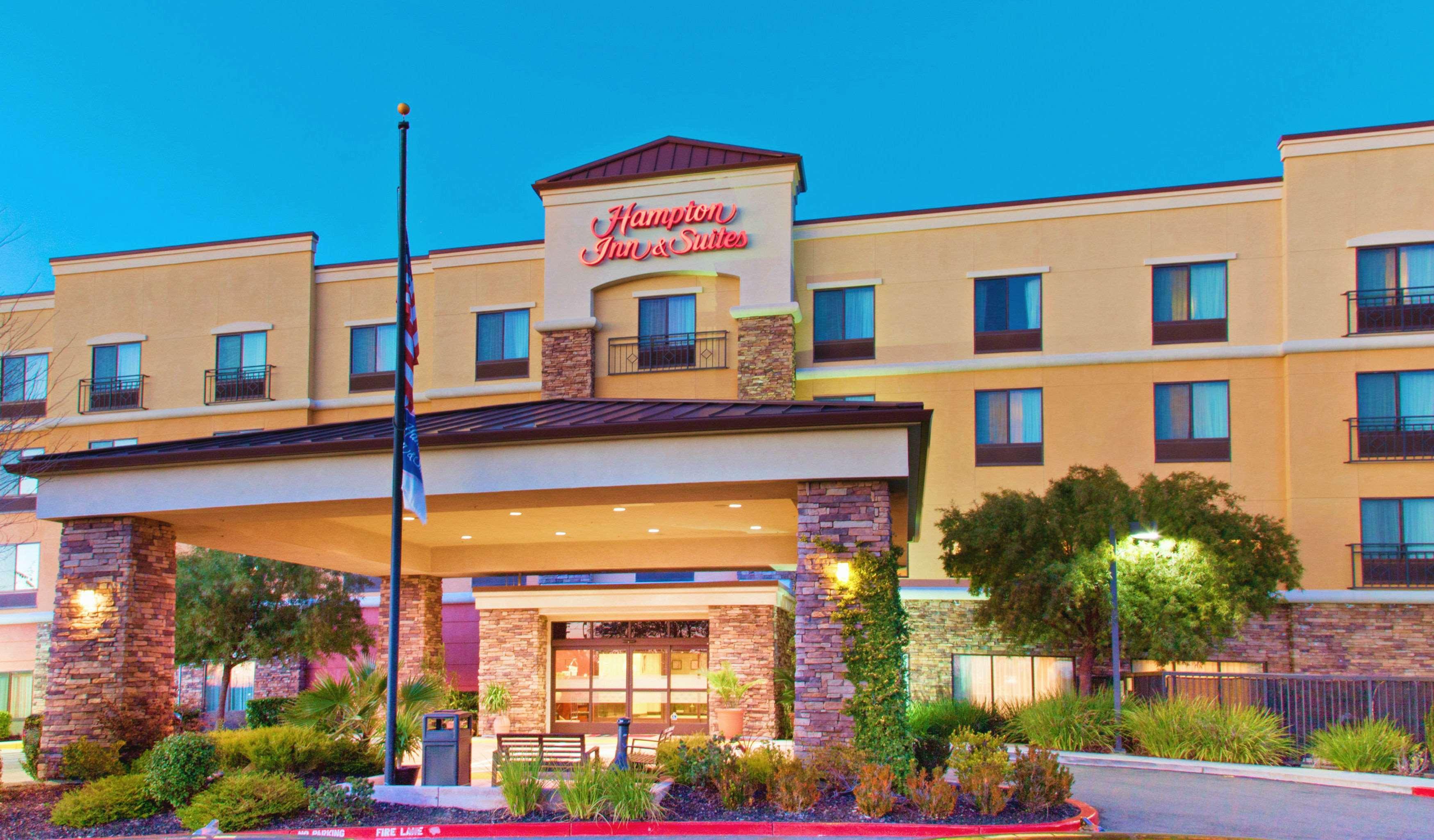 Hampton Inn & Suites Roseville Dış mekan fotoğraf